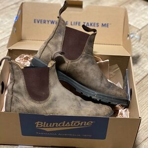 Blundstone Brown Chelsea Boots